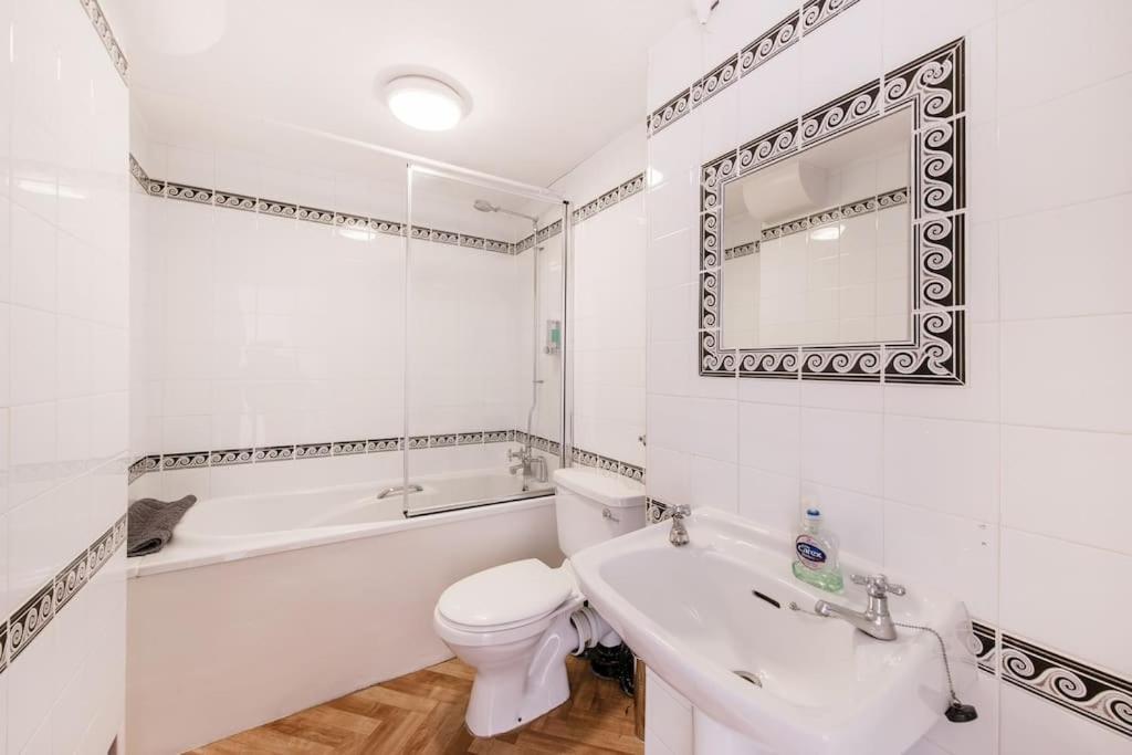Apartment Baker Street With Terrace London
