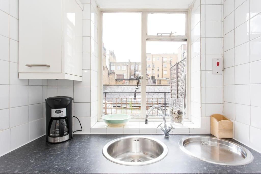 Apartment Baker Street With Terrace London